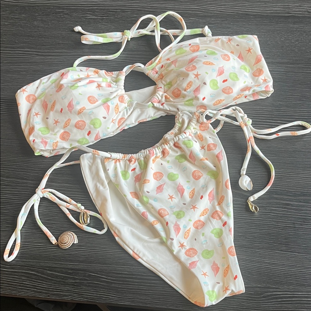 Dippin' Daisy's White Seashell Bikini